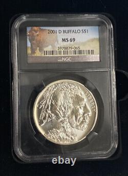 2001 P and D American Buffalo 2 Coin Commemorative Silver Dollar Coin Set