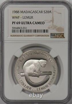 Madagascar 1988 20 Ariary silver Lemur animal NGC PF69UC WWF NG1319 combine ship